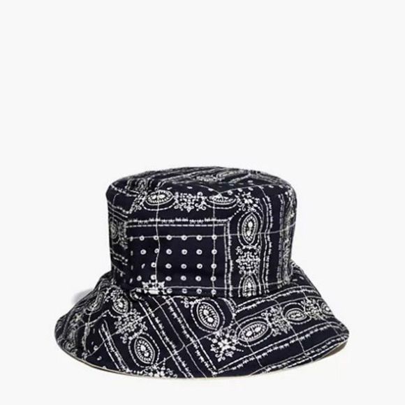 Reversible Quilted Bucket Hat - Picture 2 of 6